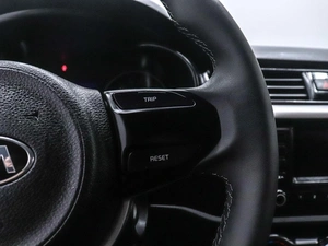 Седан Kia Rio 2018 года, 1280000 рублей, Красноярск