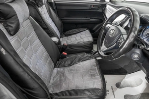 Универсал Toyota Corolla Fielder 2019 года, 1419000 рублей, Барнаул