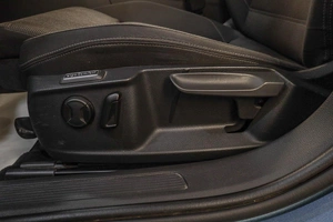 Седан Volkswagen Passat 2018 года, 2139000 рублей, Челябинск
