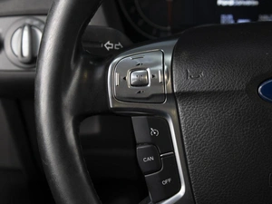 Седан Ford Mondeo 2012 года, 1170000 рублей, Омск