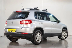 Внедорожник Volkswagen Tiguan 2010 года, 1229000 рублей, Челябинск