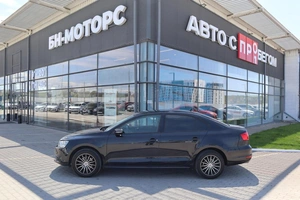 Седан Volkswagen Jetta 2014 года, 1390000 рублей, Мирное