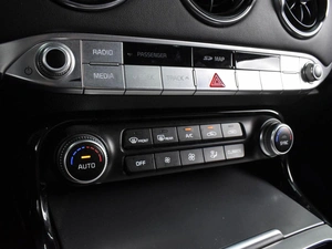 Лифтбек Kia Stinger 2018 года, 2354000 рублей, Воронеж