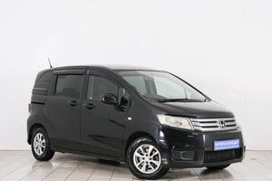 Минивэн Honda Freed 2011 года, 989000 рублей, Красноярск
