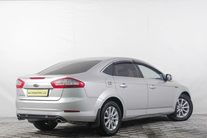Седан Ford Mondeo 2013 года, 949000 рублей, Кемерово