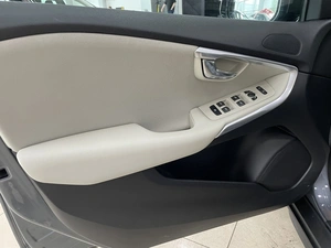 Хетчбэк Volvo V40 2014 года, 1247000 рублей, Солонцы