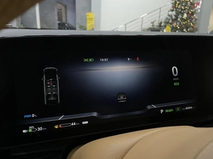 Минивэн Voyah Dream 2023 года, 5687000 рублей, Солонцы