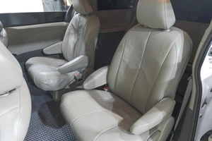 Минивэн Toyota Sienna 2010 года, 1539000 рублей, Новокузнецк