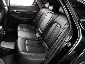 Седан Hyundai Sonata 2019 года, 2450000 рублей, Тюмень