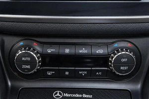 Седан Mercedes-benz CLA-класс 2015 года, 1699000 рублей, Челябинск