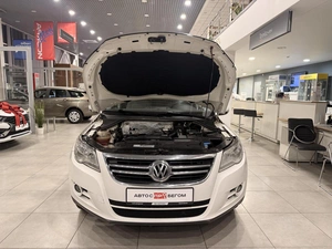 Внедорожник Volkswagen Tiguan 2011 года, 1135000 рублей, Орёл