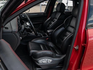 Внедорожник Porsche Macan GTS 2016 года, 3700000 рублей, Краснодар