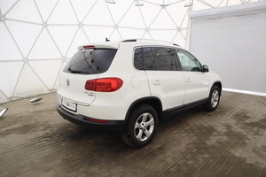 Внедорожник Volkswagen Tiguan 2011 года, 1250000 рублей, Обнинск