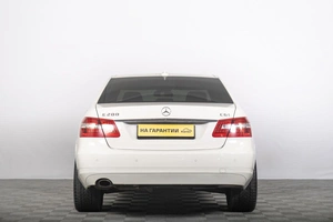 Седан Mercedes-benz E-класс 2011 года, 1769000 рублей, Томск