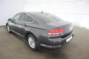 Седан Volkswagen Passat 2018 года, 2020000 рублей, Орёл