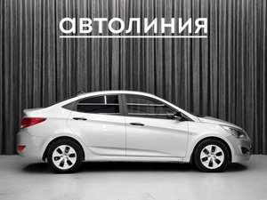 Седан Hyundai Solaris 2015 года, 800000 рублей, Красноярск
