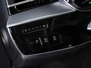 Седан Audi A8 2018 года, 4399547 рублей, Москва