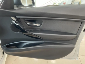 Седан BMW 3 серия 2018 года, 2327000 рублей, Солонцы
