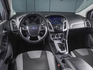 Хетчбэк Ford Focus 2012 года, 879000 рублей, Ростов-на-Дону