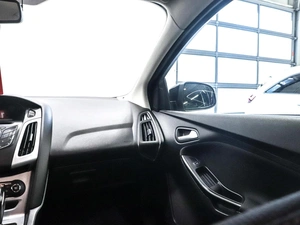 Хетчбэк Ford Focus 2014 года, 900000 рублей, Красноярск