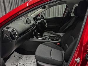 Хетчбэк Mazda Axela 2014 года, 1170000 рублей, Красноярск