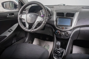 Седан Hyundai Solaris 2015 года, 829000 рублей, Томск