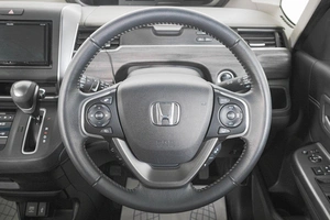 Минивэн Honda Freed 2021 года, 2049000 рублей, Кемерово