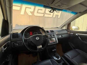 Минивэн Volkswagen Touran 2009 года, 685000 рублей, Ижевск