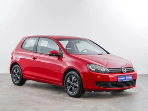 Хетчбэк Volkswagen Golf 2011 года, 727077 рублей, Москва