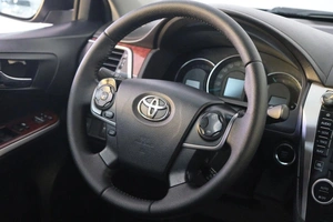 Седан Toyota Camry 2012 года, 1749000 рублей, Омск