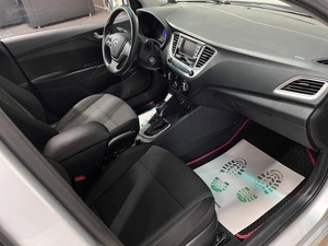 Седан Hyundai Solaris 2020 года, 1299000 рублей, Красноярск