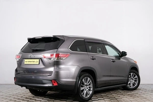 Внедорожник Toyota Highlander 2014 года, 3569000 рублей, Красноярск