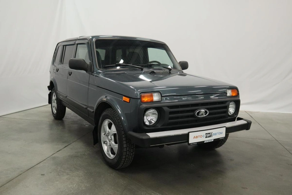 Внедорожник ВАЗ (LADA) 2131 (4x4) 2018 года, 790000 рублей, Курск