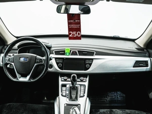 Внедорожник Geely Atlas 2018 года, 1530000 рублей, Красноярск