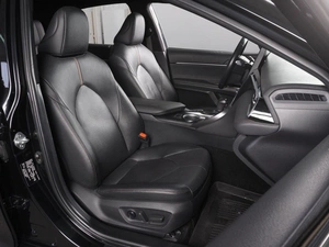 Седан Toyota Camry 2023 года, 3619000 рублей, Минеральные Воды