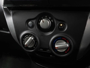 Хетчбэк Nissan Note 2019 года, 1063000 рублей, Тюмень