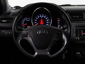 Седан Kia Rio 2015 года, 1299999 рублей, Москва