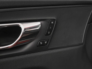 Внедорожник Volvo XC60 2018 года, 3224000 рублей, Ставрополь