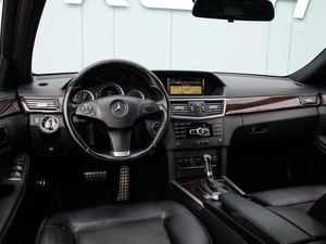 Седан Mercedes-benz E-класс 2011 года, 1339000 рублей, Большой Сочи