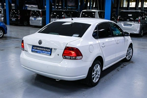 Седан Volkswagen Polo 2013 года, 818000 рублей, Солонцы