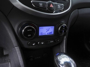 Хетчбэк Hyundai Solaris 2011 года, 839000 рублей, Ростов-на-Дону