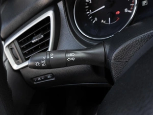 Внедорожник Nissan X-Trail 2015 года, 1599000 рублей, Саратов