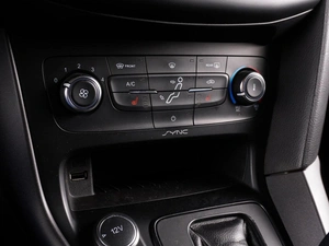 Хетчбэк Ford Focus 2015 года, 1049000 рублей, Минеральные Воды