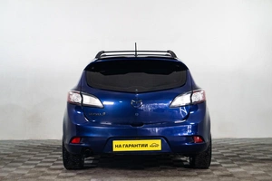 Хетчбэк Mazda 3 2012 года, 959000 рублей, Сургут