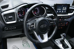 Хетчбэк Kia Ceed 2019 года, 1558000 рублей, Солонцы