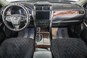 Седан Toyota Camry 2017 года, 2159000 рублей, Барнаул