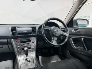 Седан Subaru Legacy 2003 года, 699000 рублей, Красноярск
