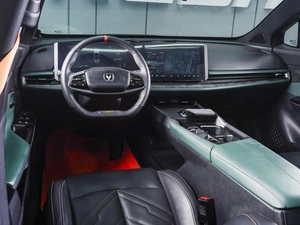 Внедорожник Changan UNI-T 2023 года, 2450000 рублей, Ростов-на-Дону