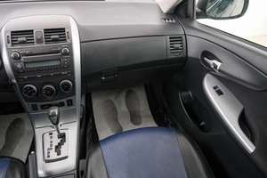 Седан Toyota Corolla 2012 года, 1159000 рублей, Красноярск