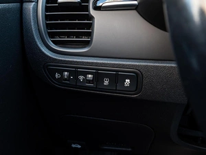 Седан Kia Rio 2019 года, 1675000 рублей, Краснодар